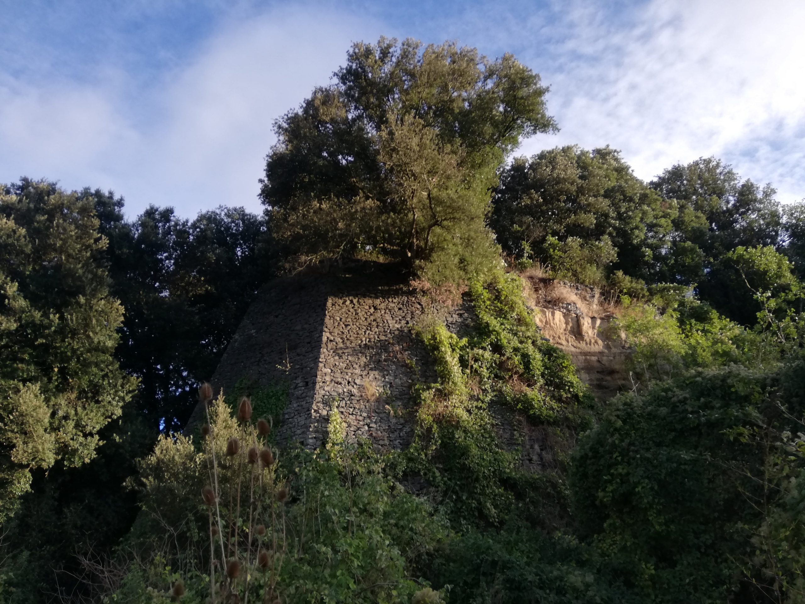 Galeria Antica, borgo abbandonato 